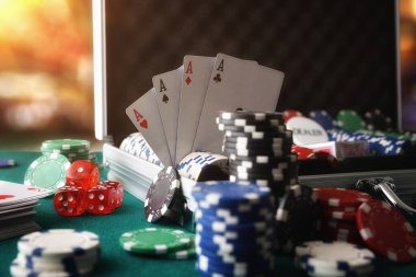 Pengguna mengelola data privasi di perangkat mobile melalui menu pengaturan
